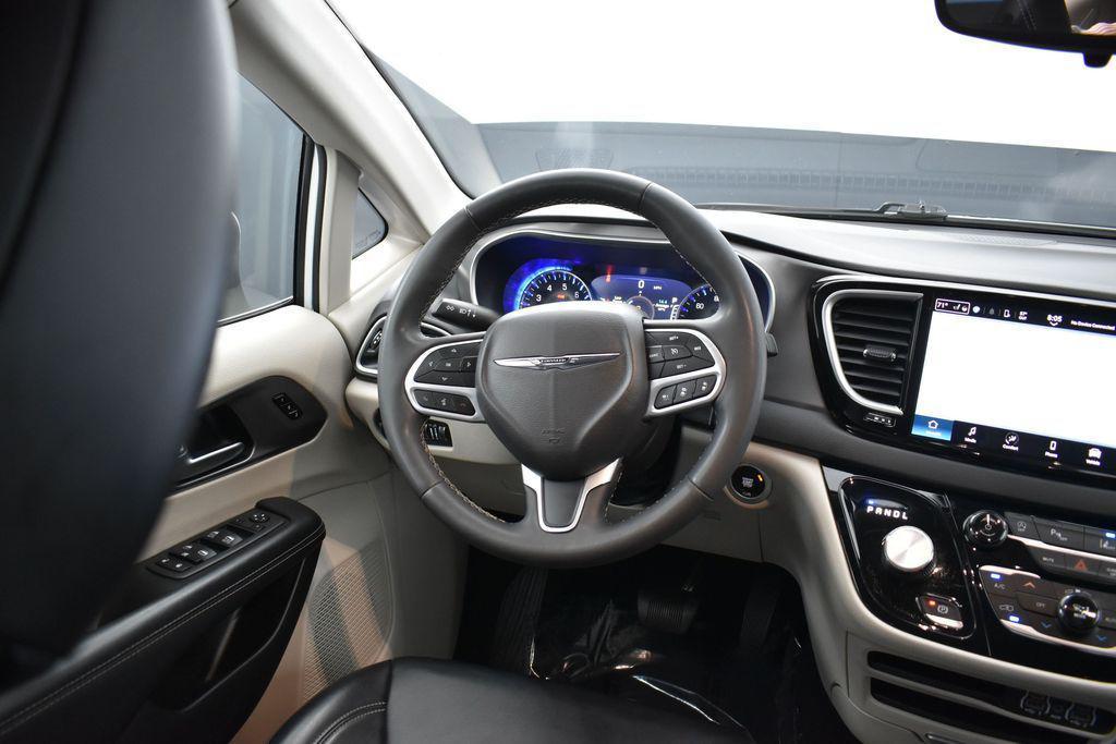 used 2023 Chrysler Pacifica car, priced at $22,900