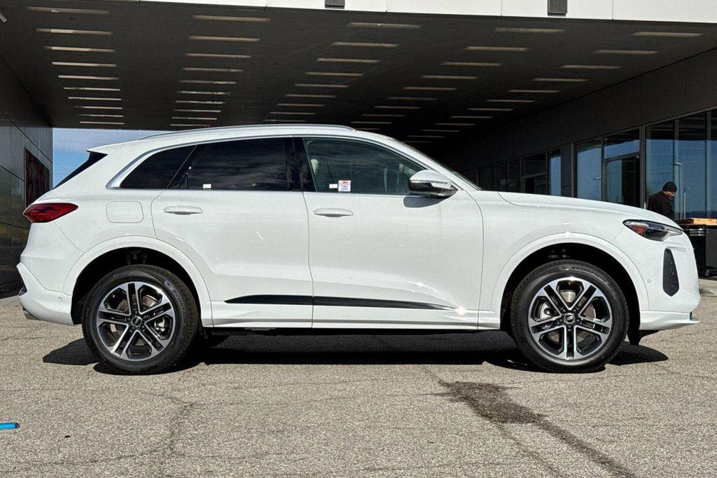 new 2025 Audi Q5 car, priced at $60,440