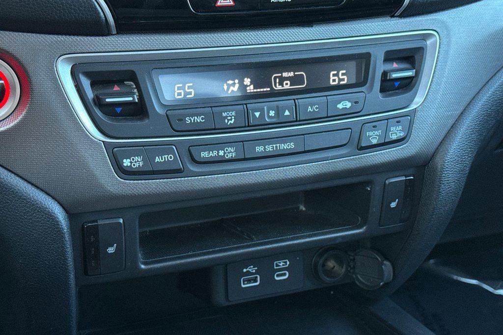 used 2025 Honda Ridgeline car, priced at $35,364