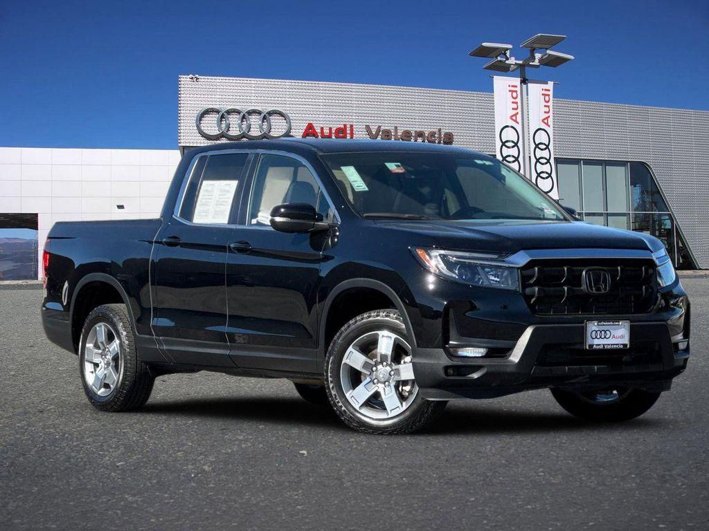 used 2025 Honda Ridgeline car, priced at $35,364