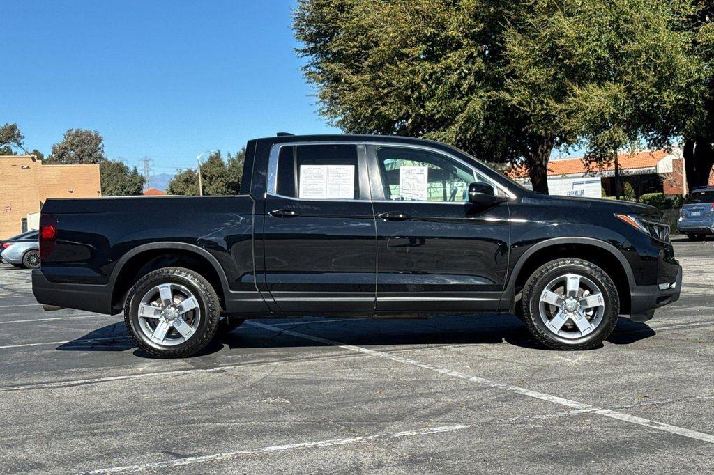used 2025 Honda Ridgeline car, priced at $35,364