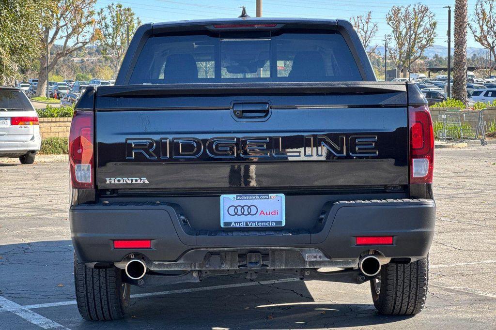 used 2025 Honda Ridgeline car, priced at $35,364