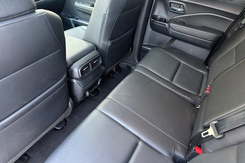 used 2025 Honda Ridgeline car, priced at $35,315
