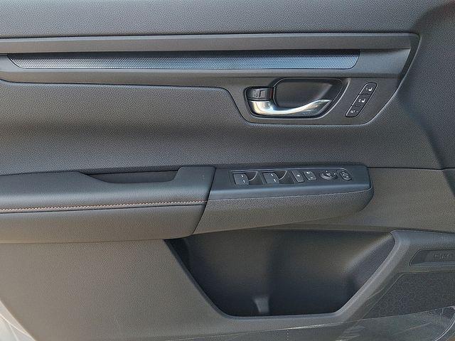 new 2026 Honda CR-V Hybrid car, priced at $41,675