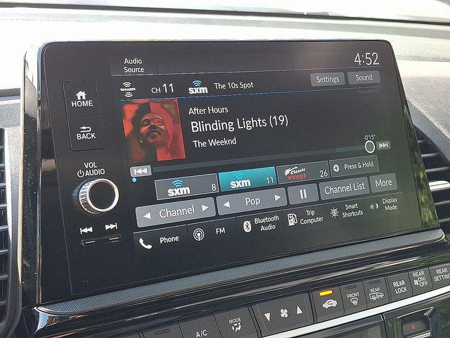 new 2026 Honda Odyssey car, priced at $44,290