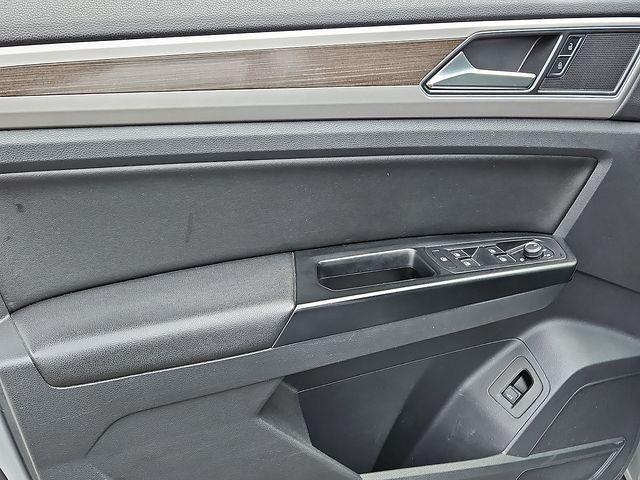 used 2019 Volkswagen Atlas car, priced at $15,999