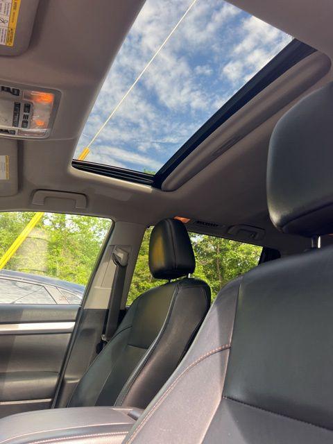 used 2017 Toyota Highlander car, priced at $18,275
