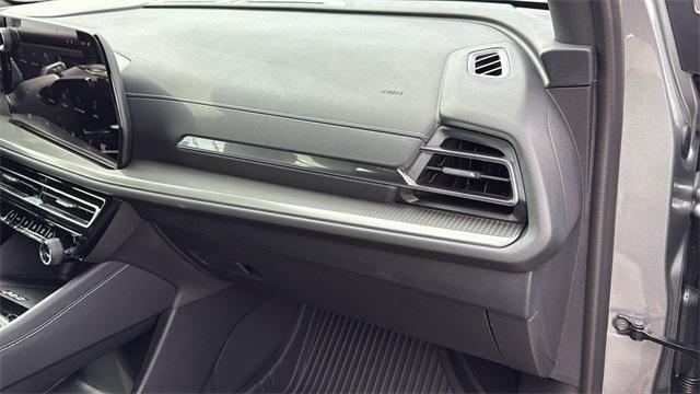 new 2026 Chevrolet Traverse car, priced at $46,331