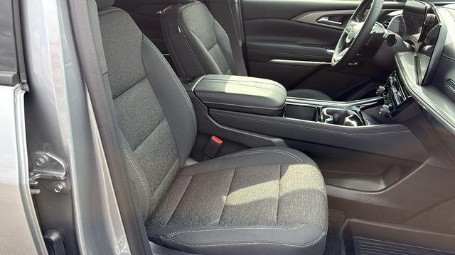 new 2026 Chevrolet Traverse car, priced at $46,331