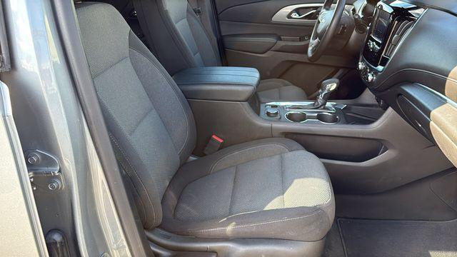 used 2023 Chevrolet Traverse car, priced at $25,993
