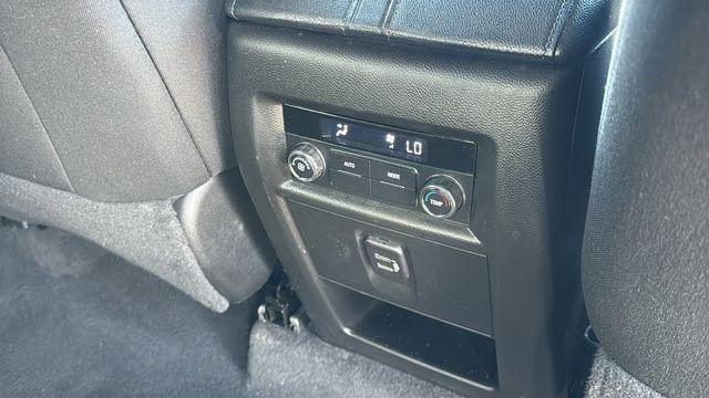 used 2023 Chevrolet Traverse car, priced at $25,993