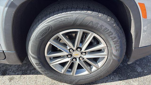 used 2023 Chevrolet Traverse car, priced at $25,993