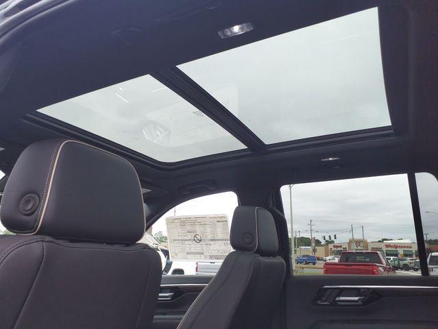 new 2025 Chevrolet Tahoe car, priced at $73,200