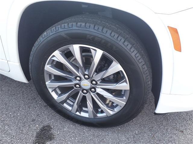 used 2023 Chevrolet Traverse car, priced at $34,993