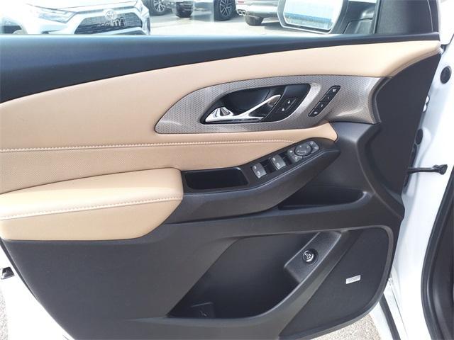 used 2023 Chevrolet Traverse car, priced at $34,993