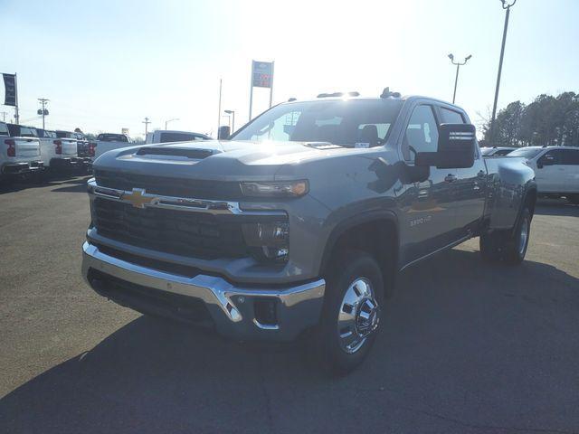 new 2026 Chevrolet Silverado 3500 car, priced at $73,971