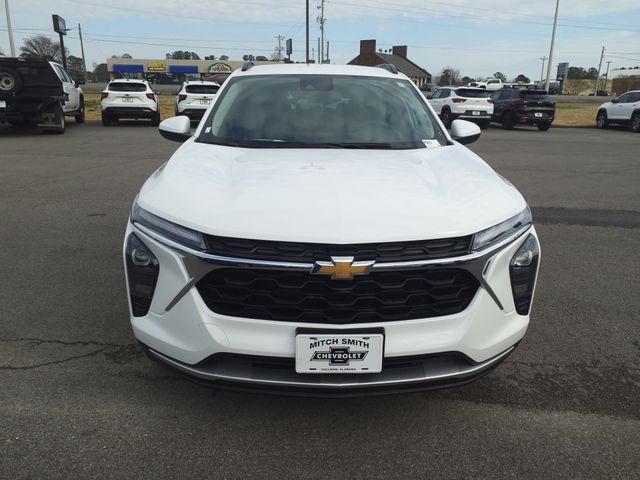 used 2025 Chevrolet Trax car, priced at $22,993