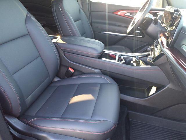 used 2025 Chevrolet Traverse car, priced at $48,999