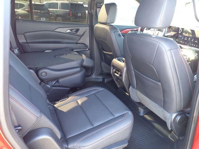 used 2025 Chevrolet Traverse car, priced at $48,999