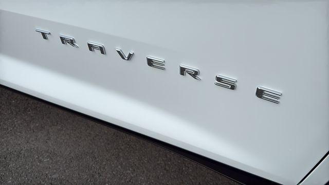new 2026 Chevrolet Traverse car, priced at $49,024