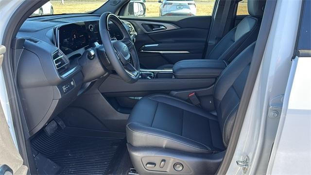 new 2026 Chevrolet Traverse car, priced at $51,137