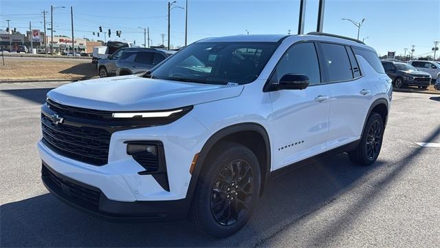 new 2026 Chevrolet Traverse car, priced at $51,137