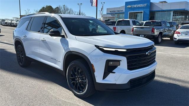new 2026 Chevrolet Traverse car, priced at $51,137