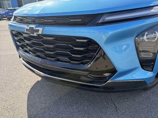 used 2025 Chevrolet Trax car, priced at $24,993