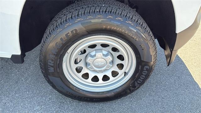 used 2024 Chevrolet Colorado car, priced at $28,999