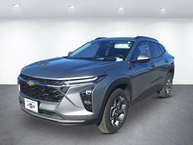 used 2025 Chevrolet Trax car, priced at $22,993