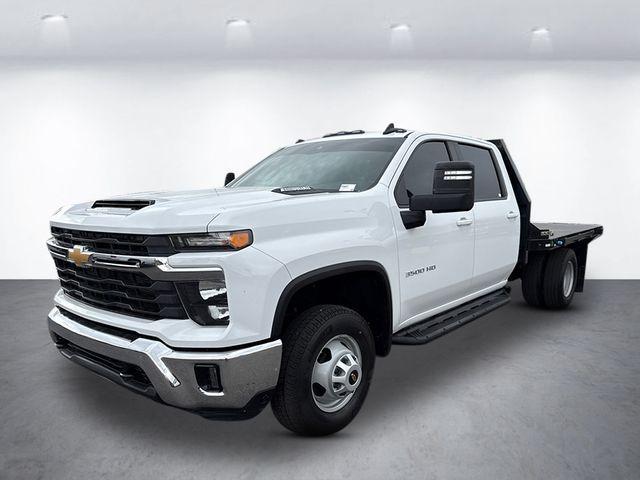 used 2024 Chevrolet Silverado 3500 car, priced at $52,999