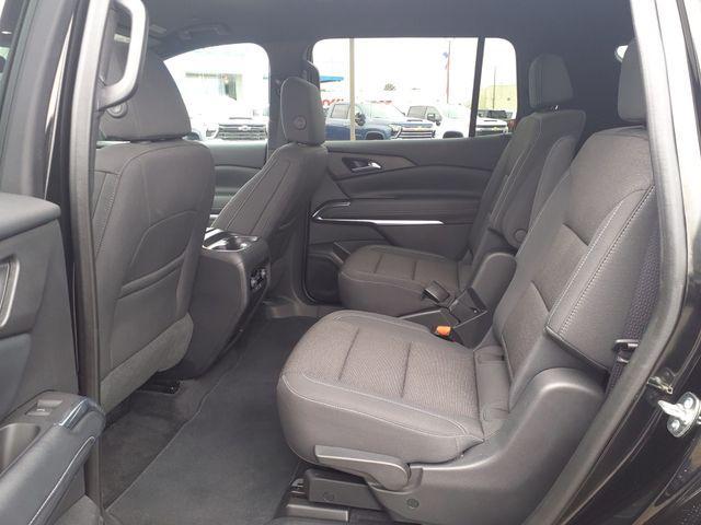 used 2025 Chevrolet Traverse car, priced at $34,999