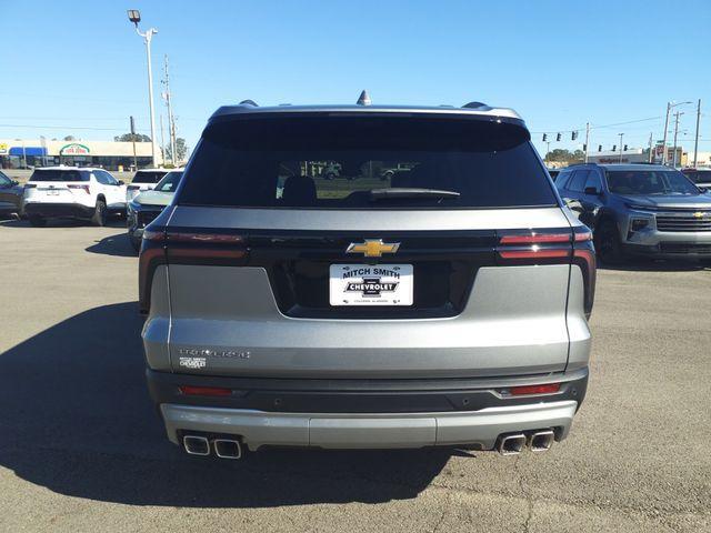 new 2026 Chevrolet Traverse car, priced at $49,024