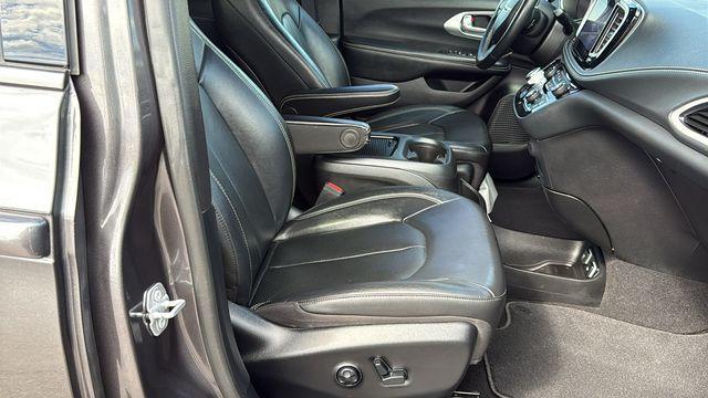 used 2021 Chrysler Pacifica car, priced at $22,993