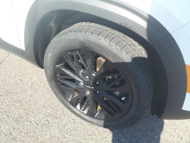 used 2022 Kia Seltos car, priced at $21,999