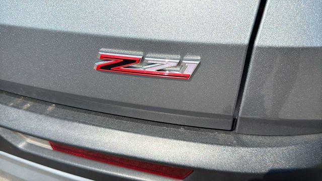 used 2025 Chevrolet Traverse car, priced at $47,999