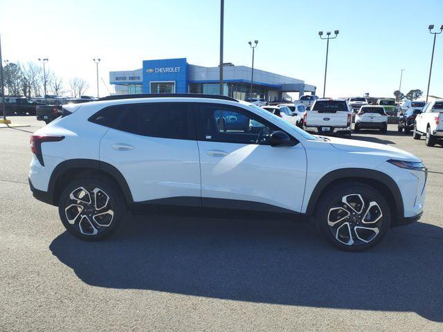 used 2025 Chevrolet Trax car, priced at $24,993