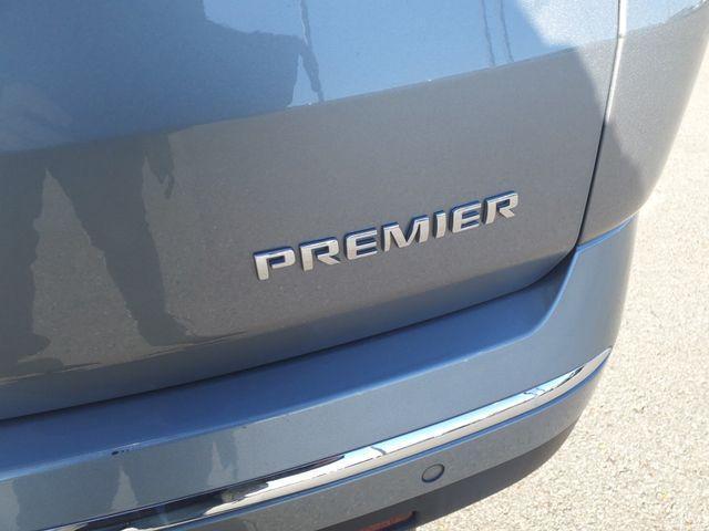 used 2023 Chevrolet Traverse car, priced at $32,993