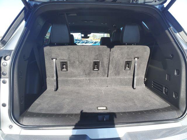 used 2023 Chevrolet Traverse car, priced at $32,993