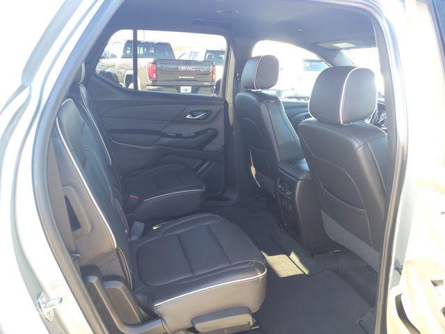 used 2023 Chevrolet Traverse car, priced at $32,993