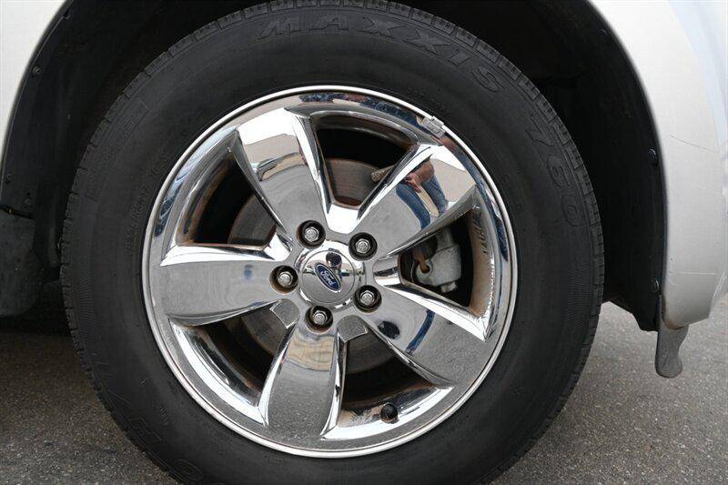 used 2009 Ford Escape car, priced at $7,995