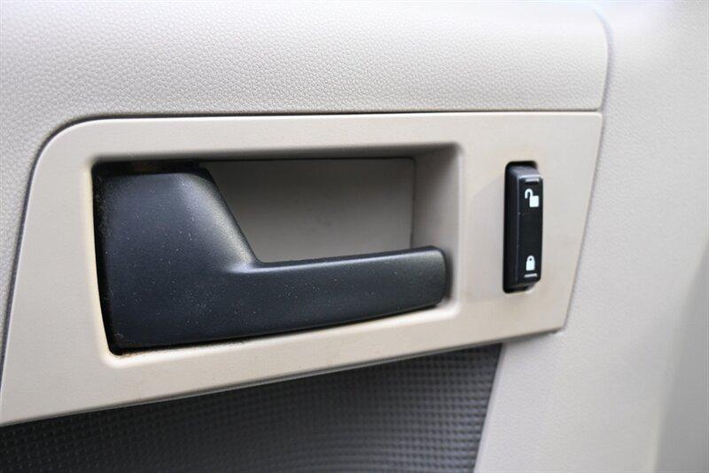 used 2009 Ford Escape car, priced at $7,995