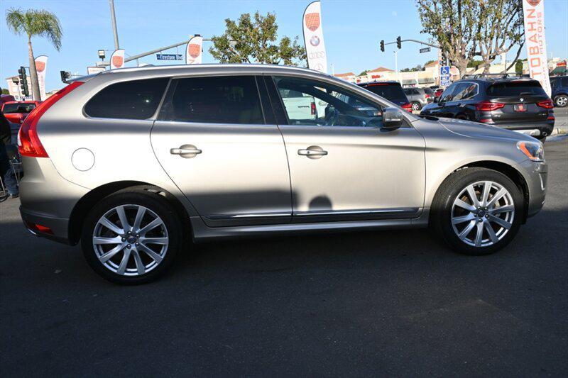 used 2015 Volvo XC60 car, priced at $10,995