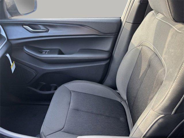 new 2025 Jeep Grand Cherokee car, priced at $32,203