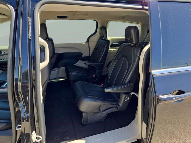 used 2024 Chrysler Pacifica car, priced at $25,355