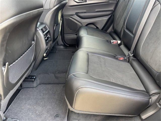 new 2025 Jeep Grand Cherokee car, priced at $42,057