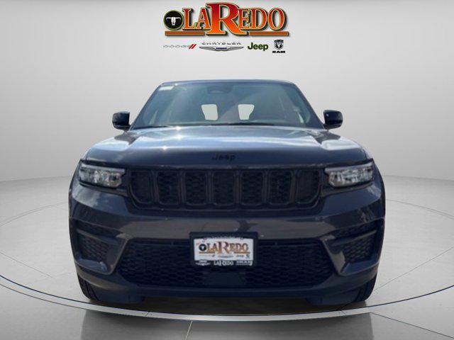 new 2025 Jeep Grand Cherokee car, priced at $42,057