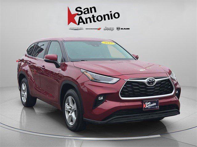 used 2023 Toyota Highlander car, priced at $32,264