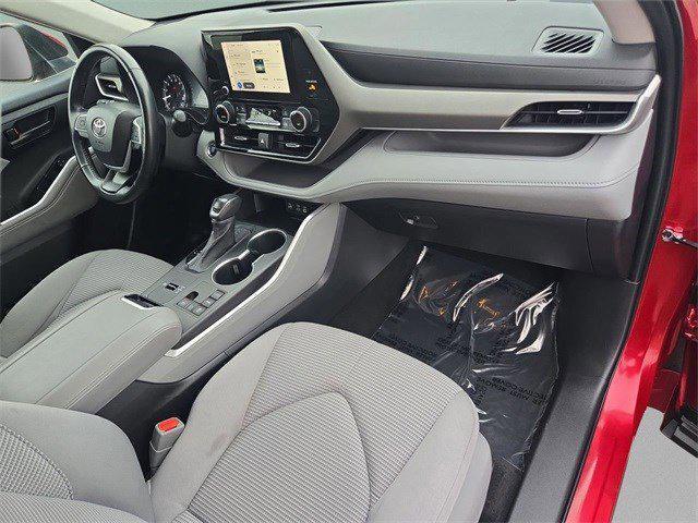 used 2023 Toyota Highlander car, priced at $32,264