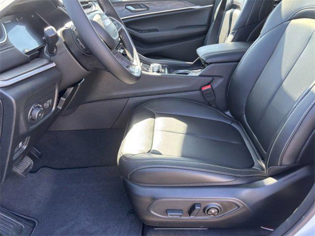 new 2025 Jeep Grand Cherokee L car, priced at $46,216